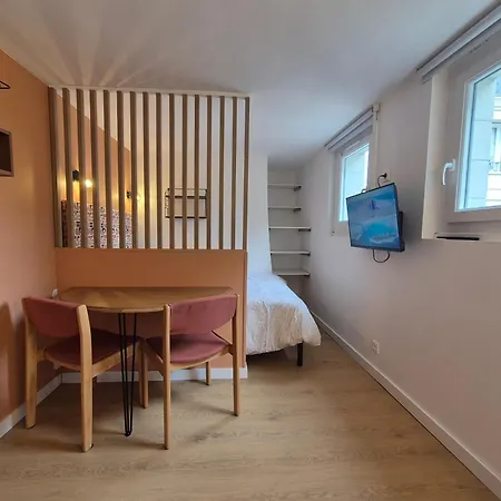 Апартаменти Hypercentre 2 Personnes Le Terracotta *